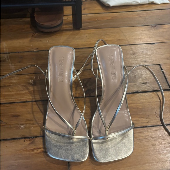 Steve Madden Metallic gold Strappy Heels - Picture 1 of 4